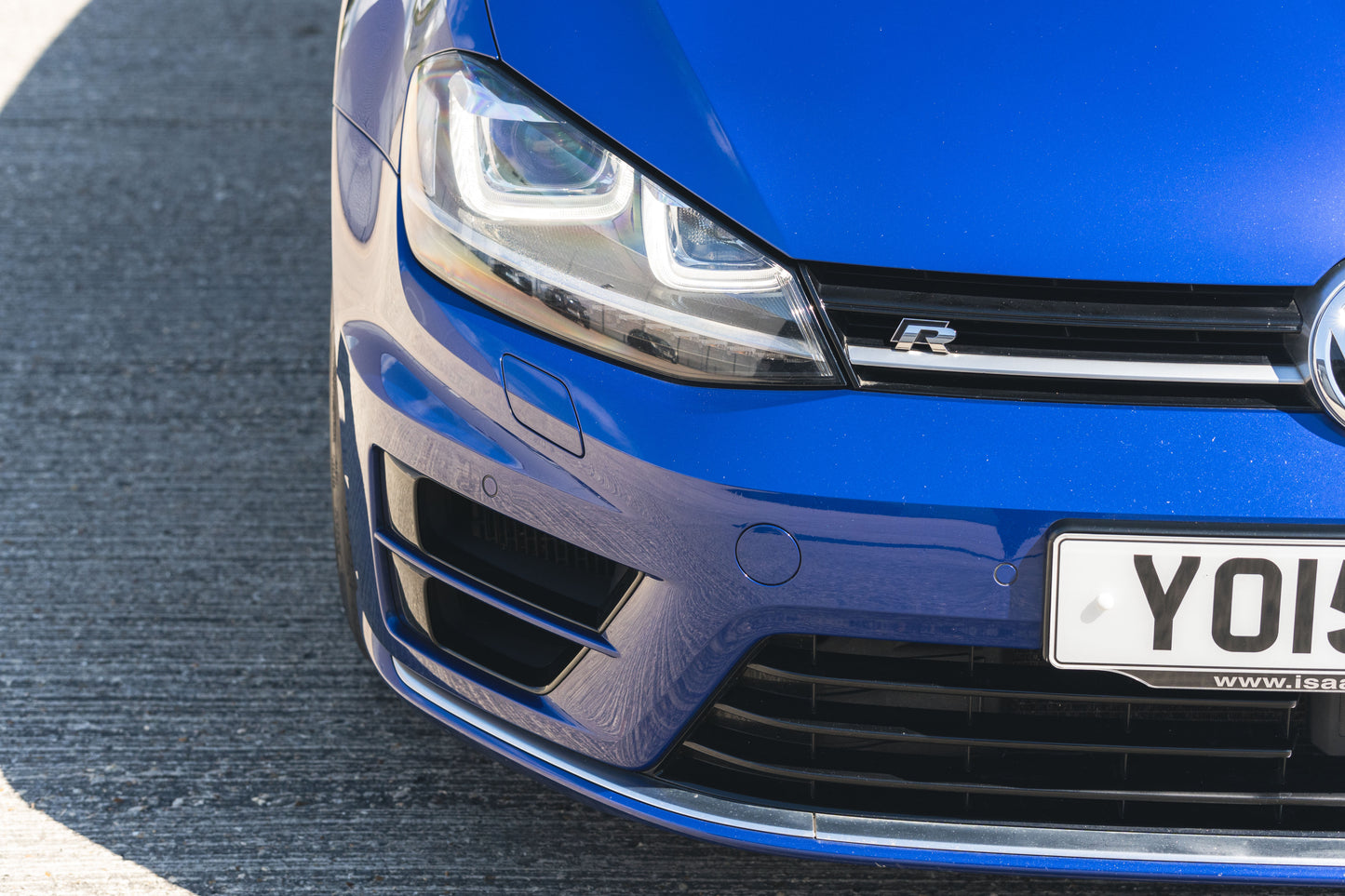 2015 Volkswagen Golf (MK7) R - Manual £12,995