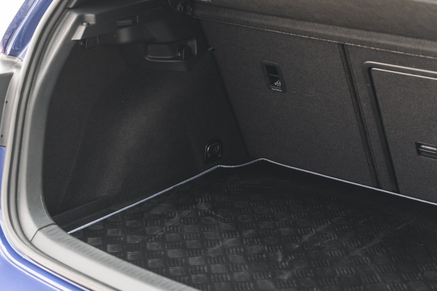 2015 Volkswagen Golf (MK7) R - Manual £12,995
